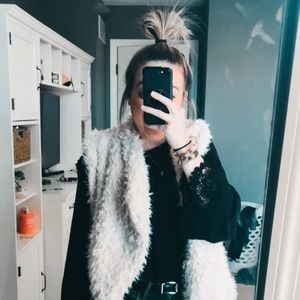 Meet your Posher, Courtney